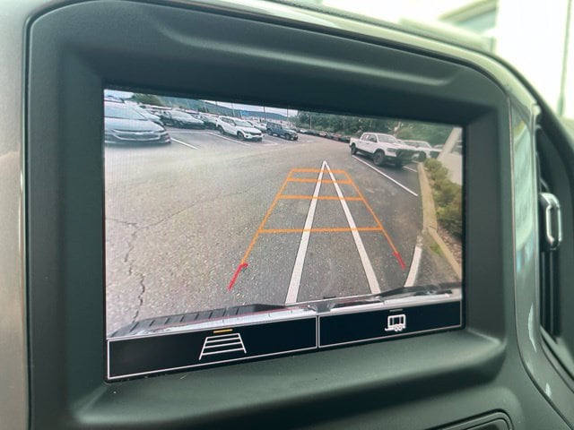 Additional photo of vehicle.