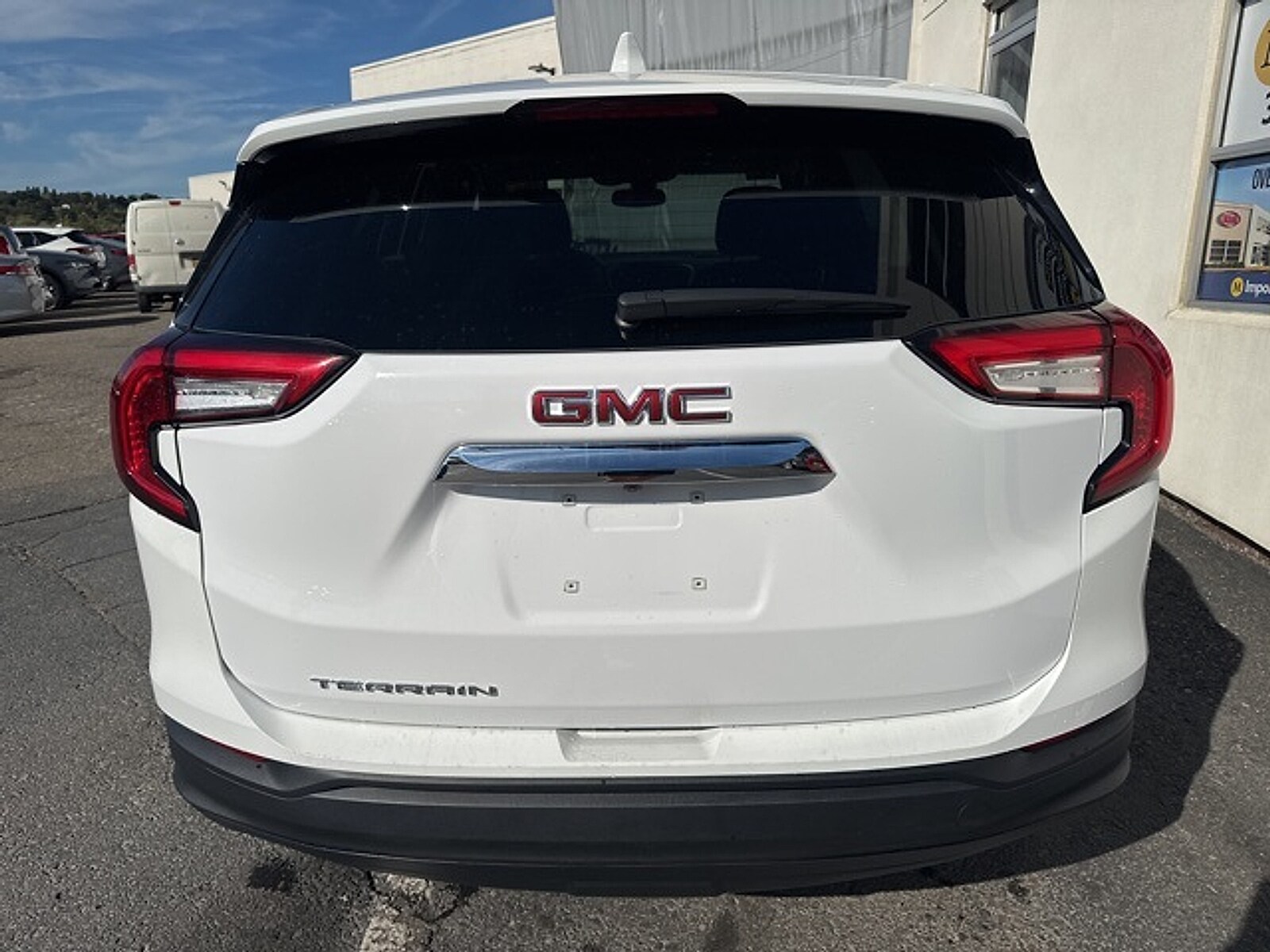 2024 Gmc Terrain SLE photo 4