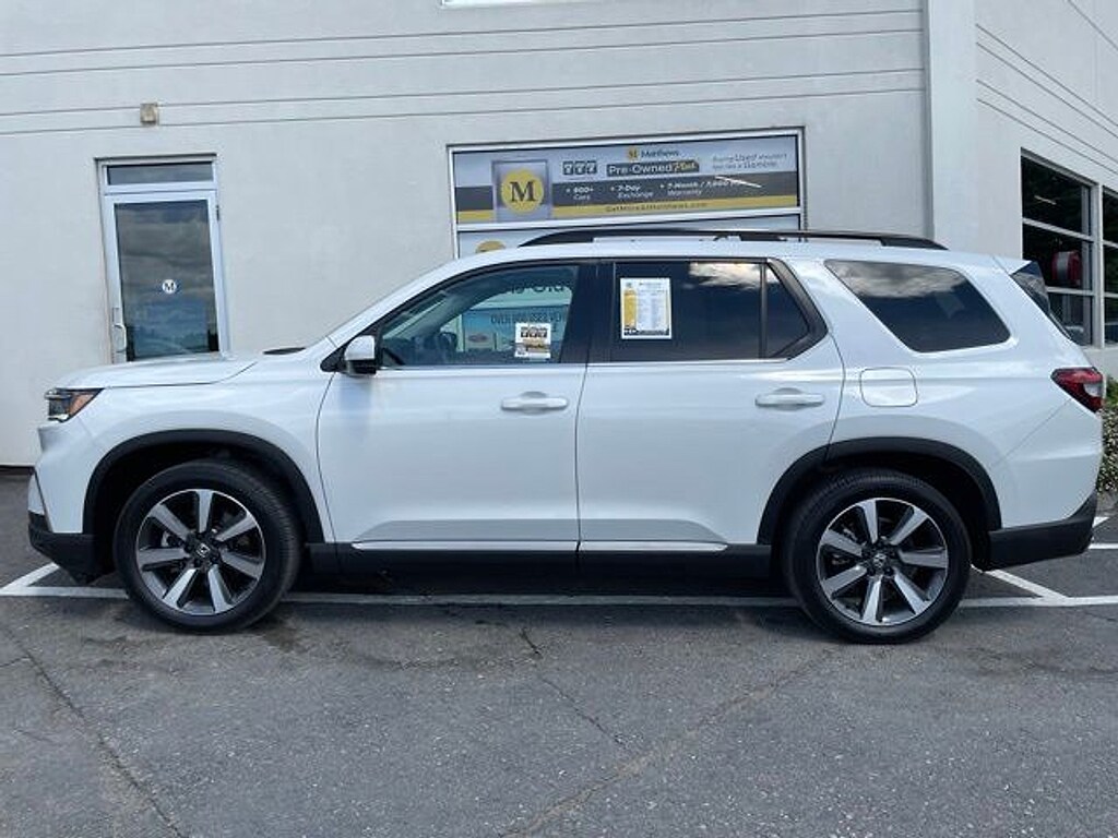 Used 2023 Honda Pilot Touring SUV