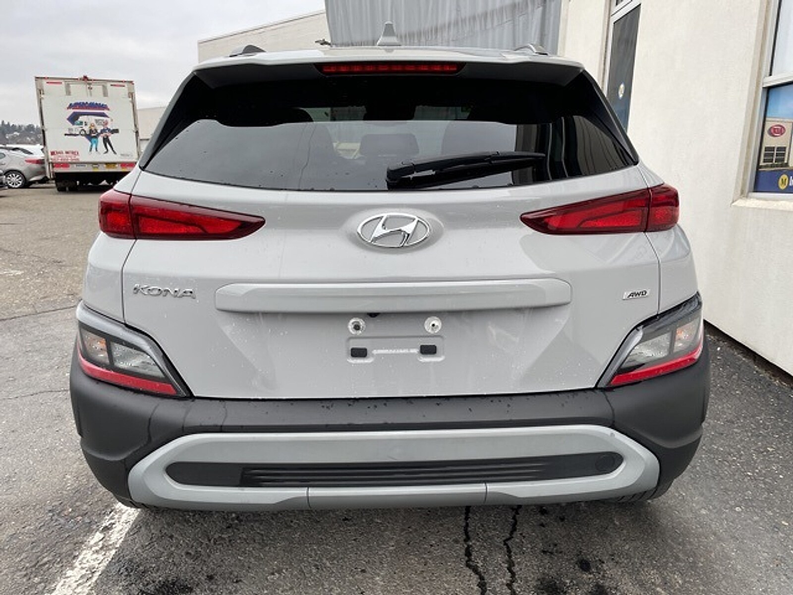2023 Hyundai Kona SEL photo 3