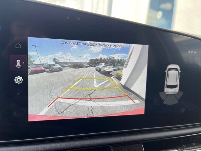 Additional photo of vehicle.