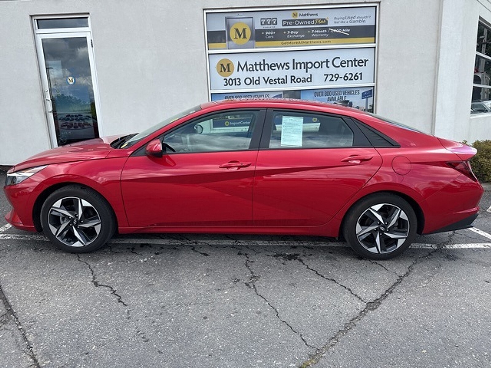 2023 Hyundai Elantra SEL Convenience photo 2