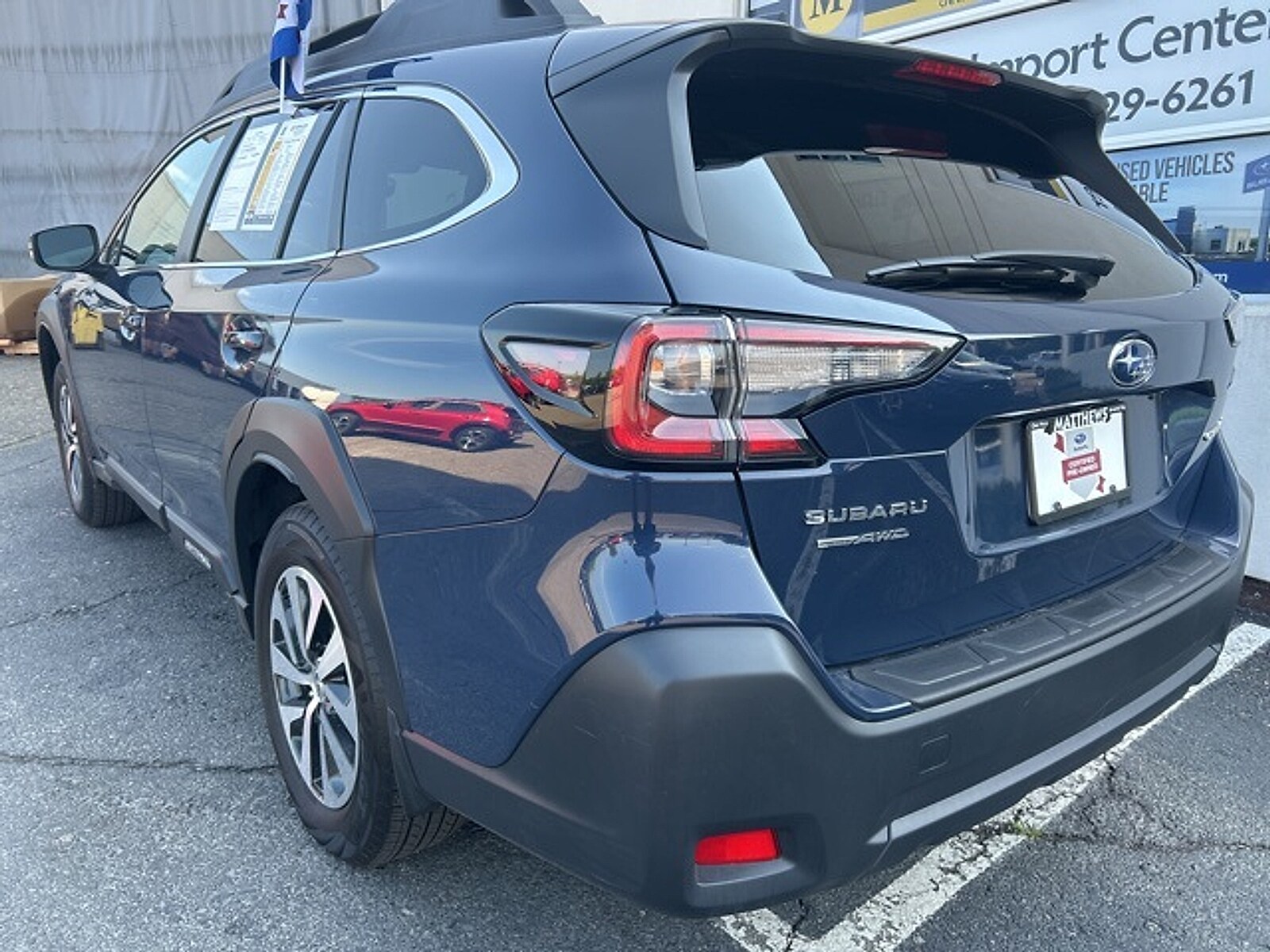 2025 Subaru Outback Premium photo 3
