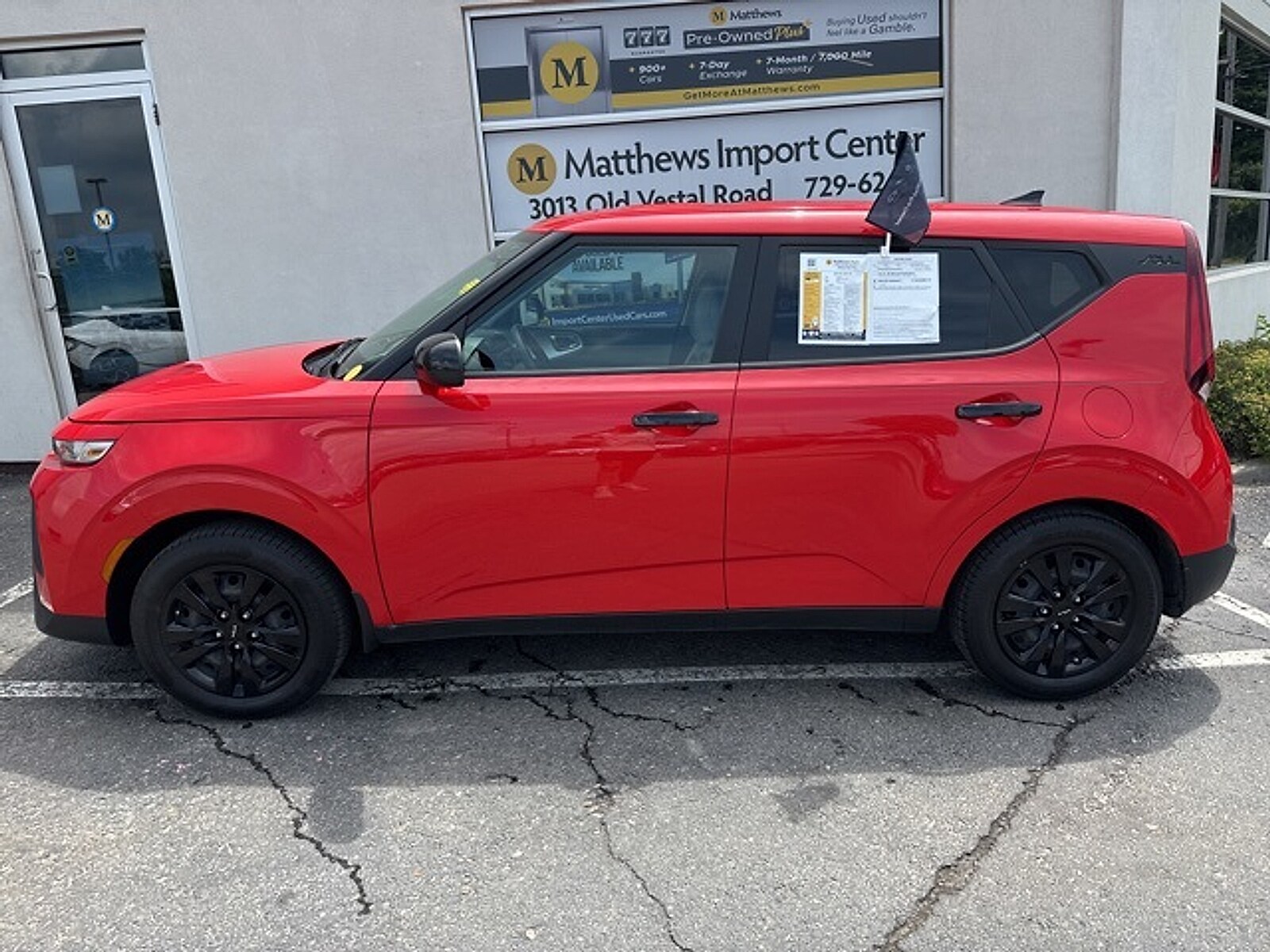 2022 Kia Soul LX photo 2