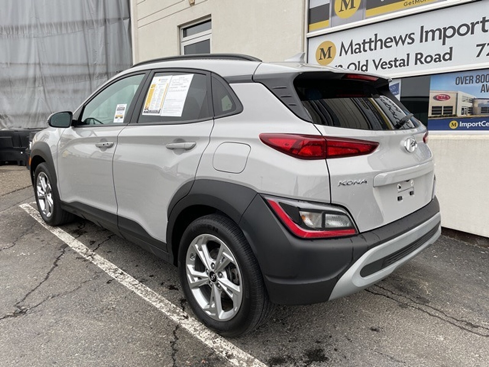 2023 Hyundai Kona SEL photo 2