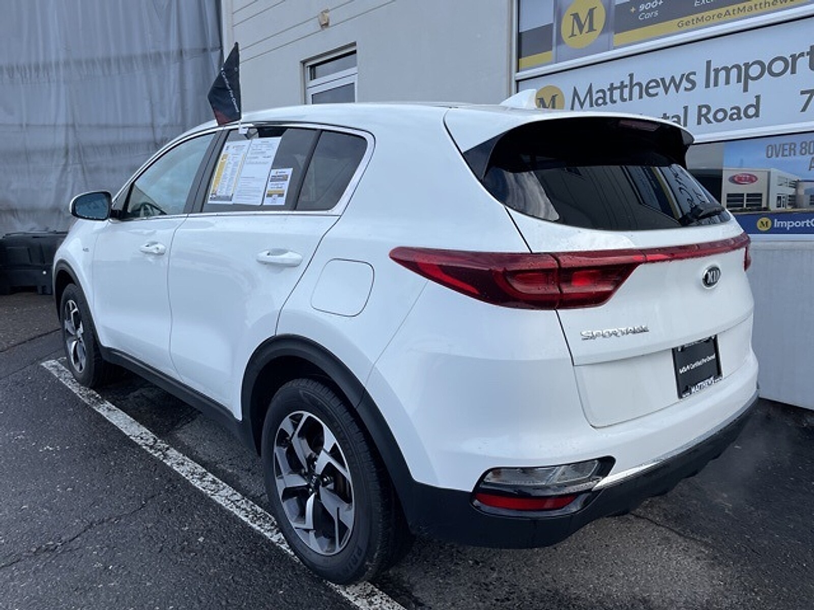 2021 Kia Sportage LX photo 2