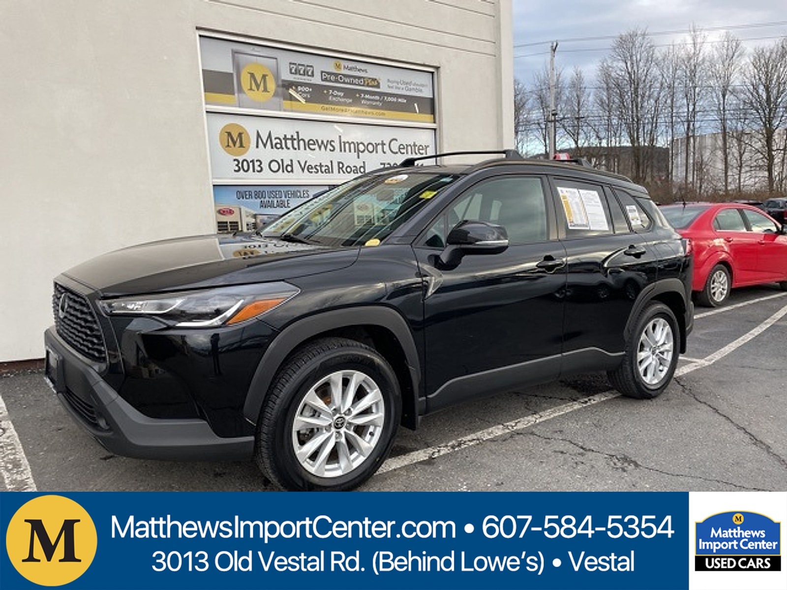 2022 Toyota Corolla Cross LE's photo