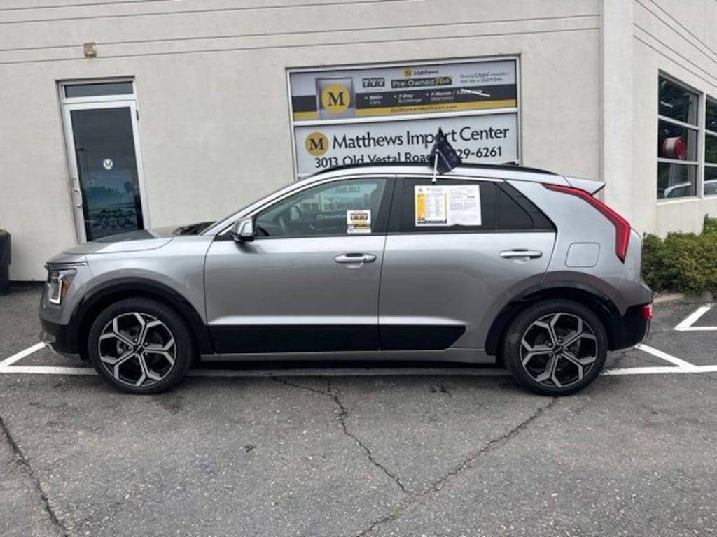 Certified 2023 Kia Niro EX Touring SUV