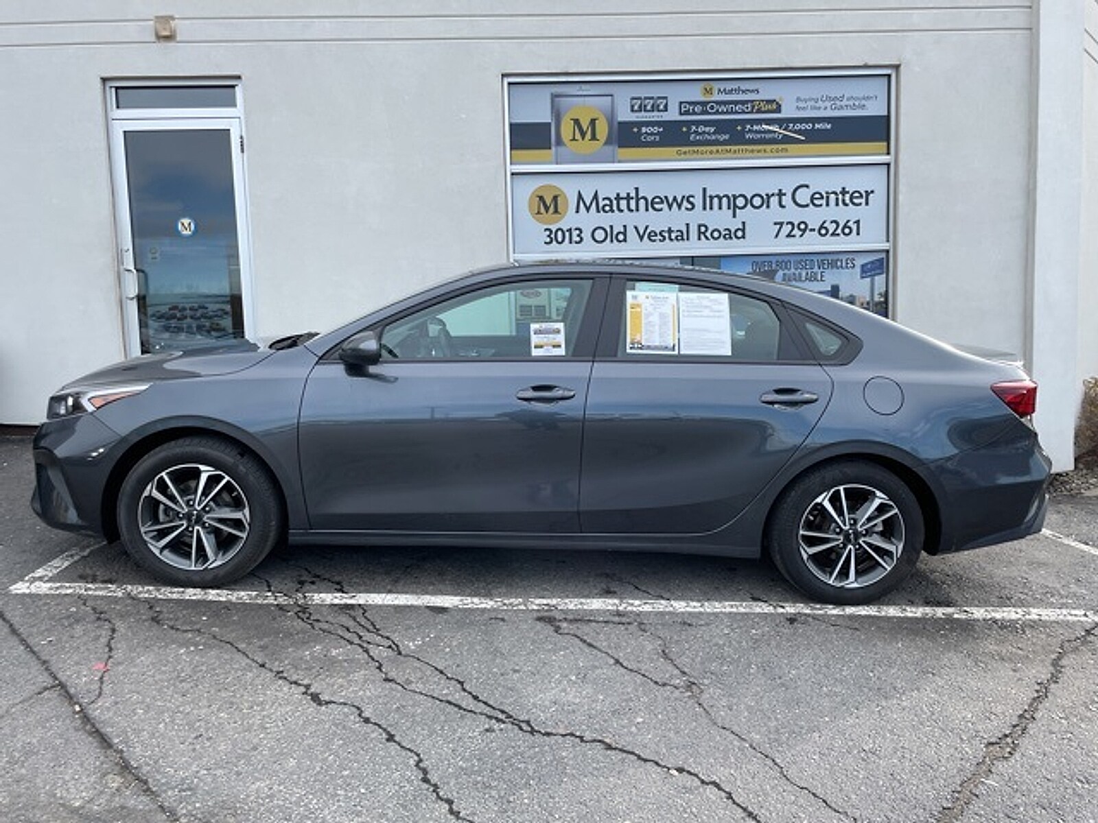 2023 Kia Forte LXS photo 2