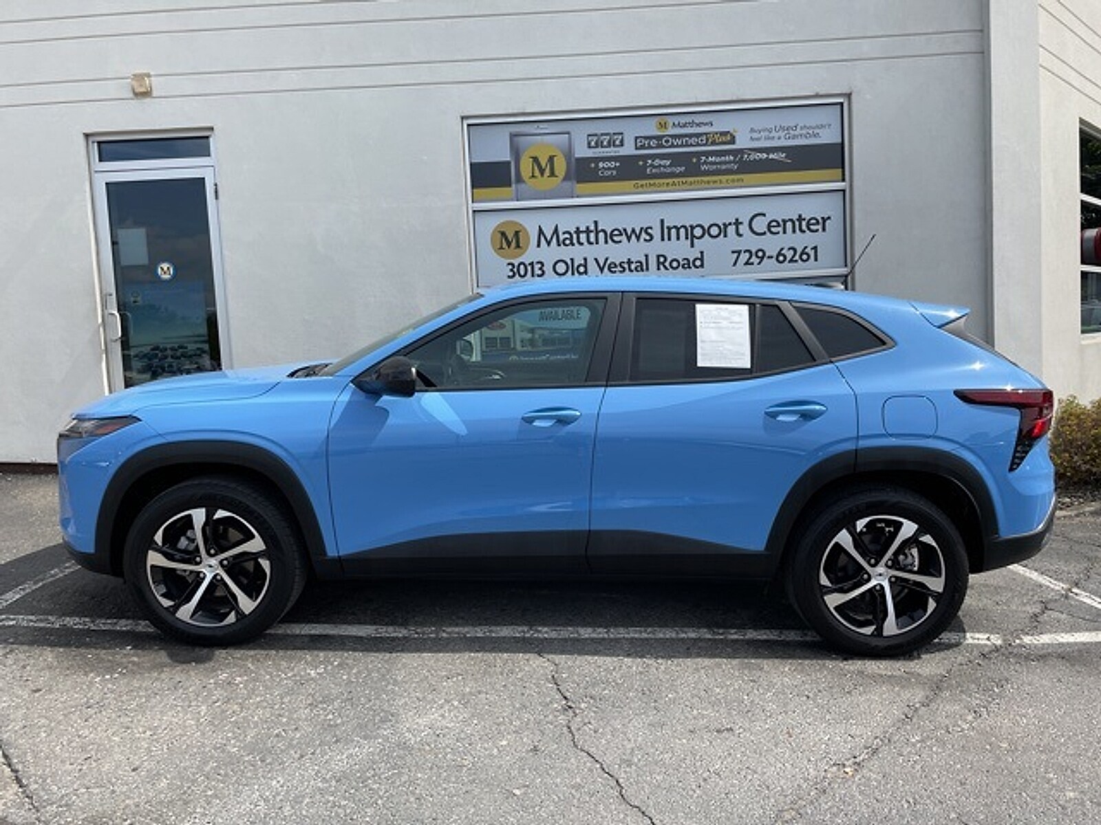 2024 Chevrolet Trax photo 2
