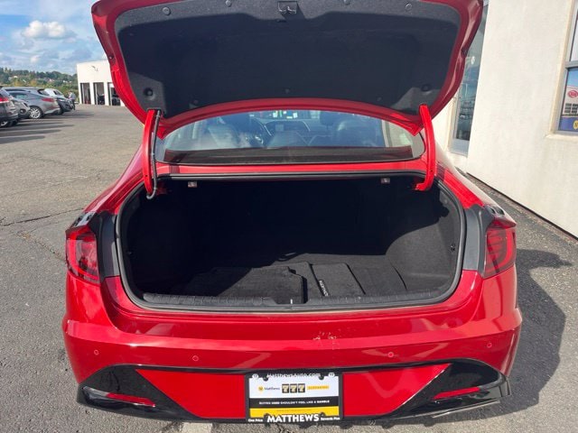Additional photo of vehicle.