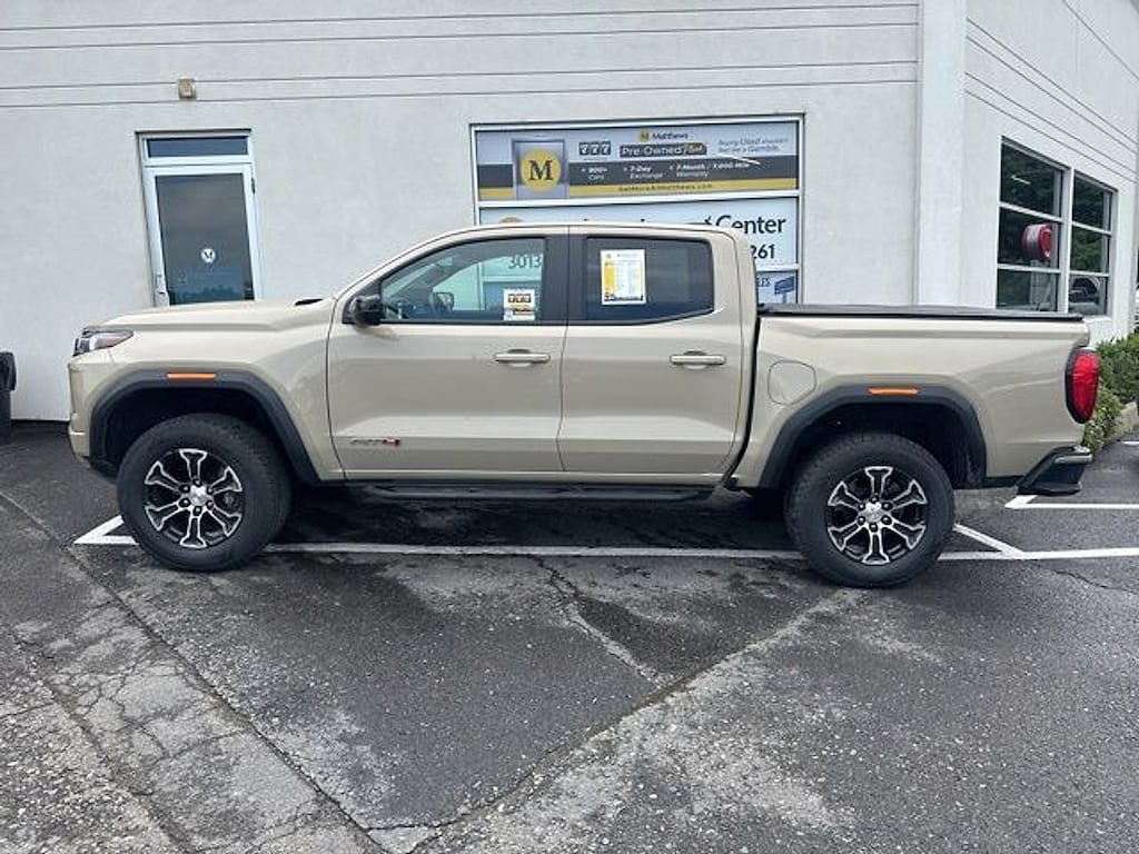 Used 2024 GMC Canyon AT4 Truck Crew Cab