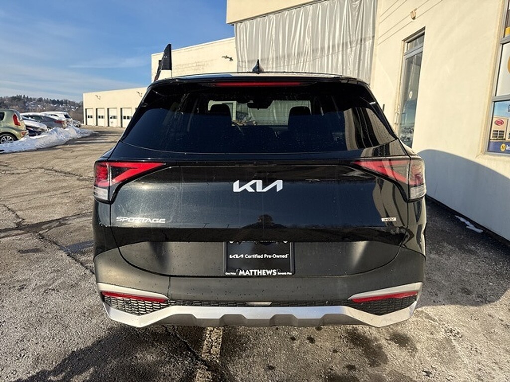 Certified 2023 Kia Sportage Hybrid LX SUV