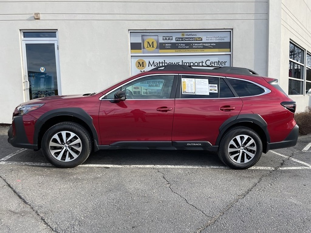 2025 Subaru Outback Premium photo 2