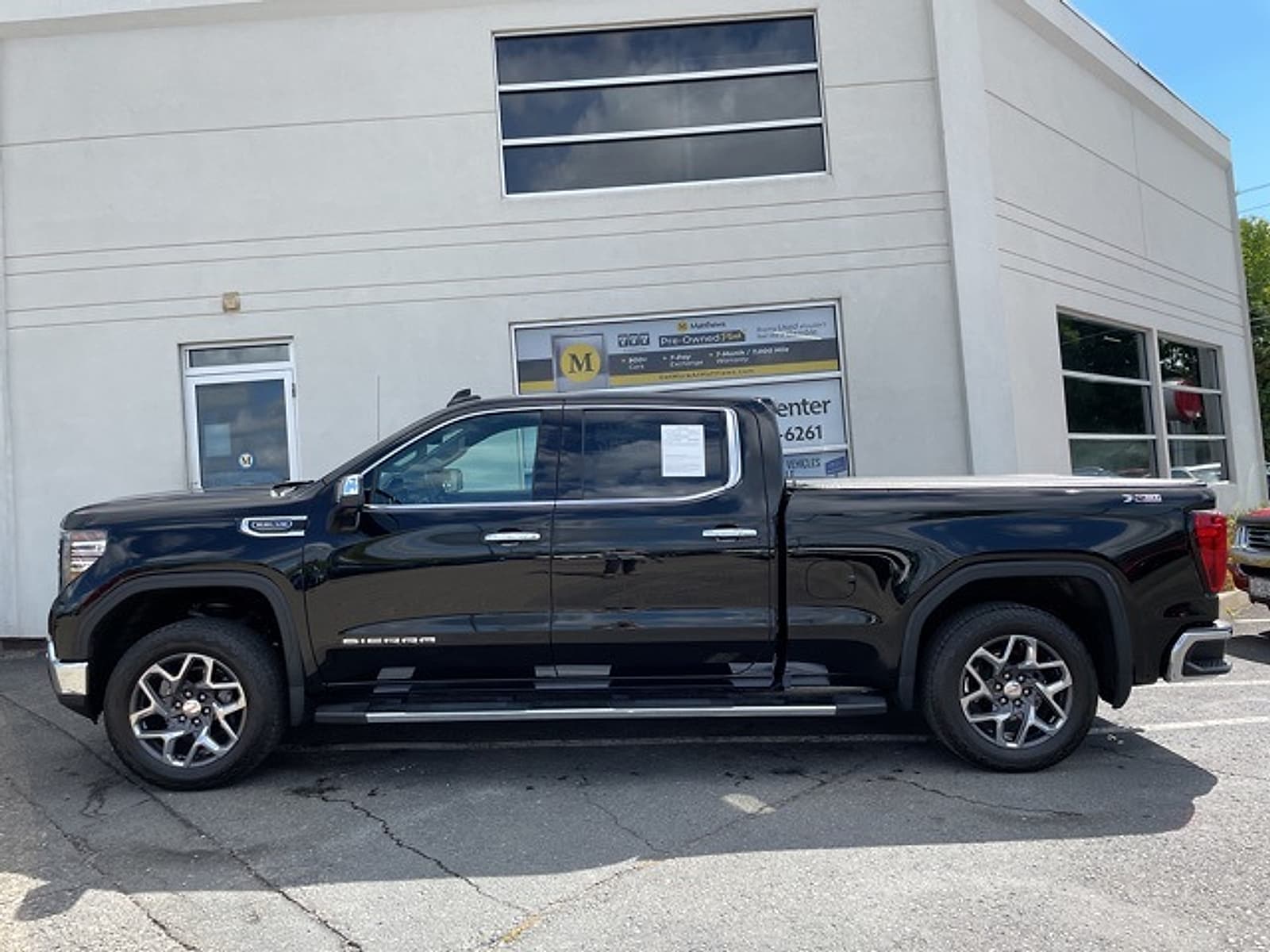 2023 Gmc Sierra 1500 SLT photo 2