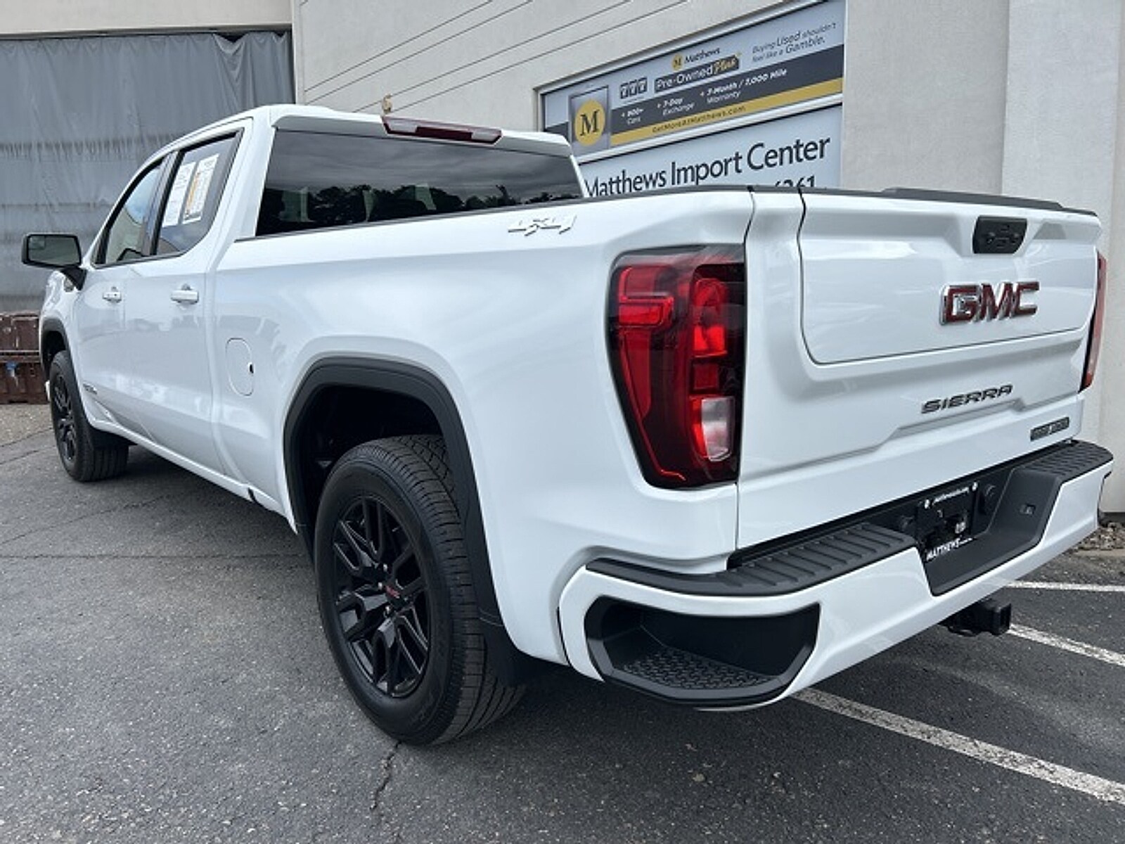 2022 Gmc Sierra 1500 Elevation photo 3