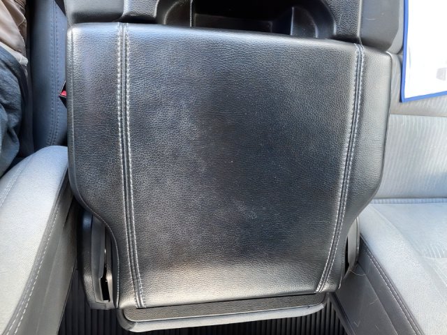 Additional photo of vehicle.