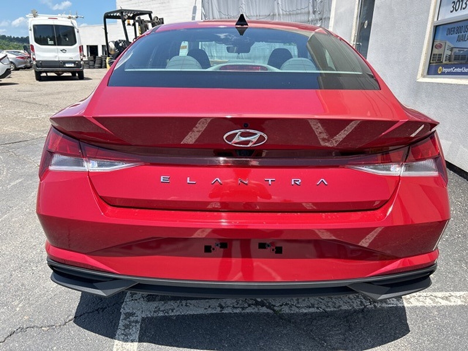 2022 Hyundai Elantra SEL photo 4