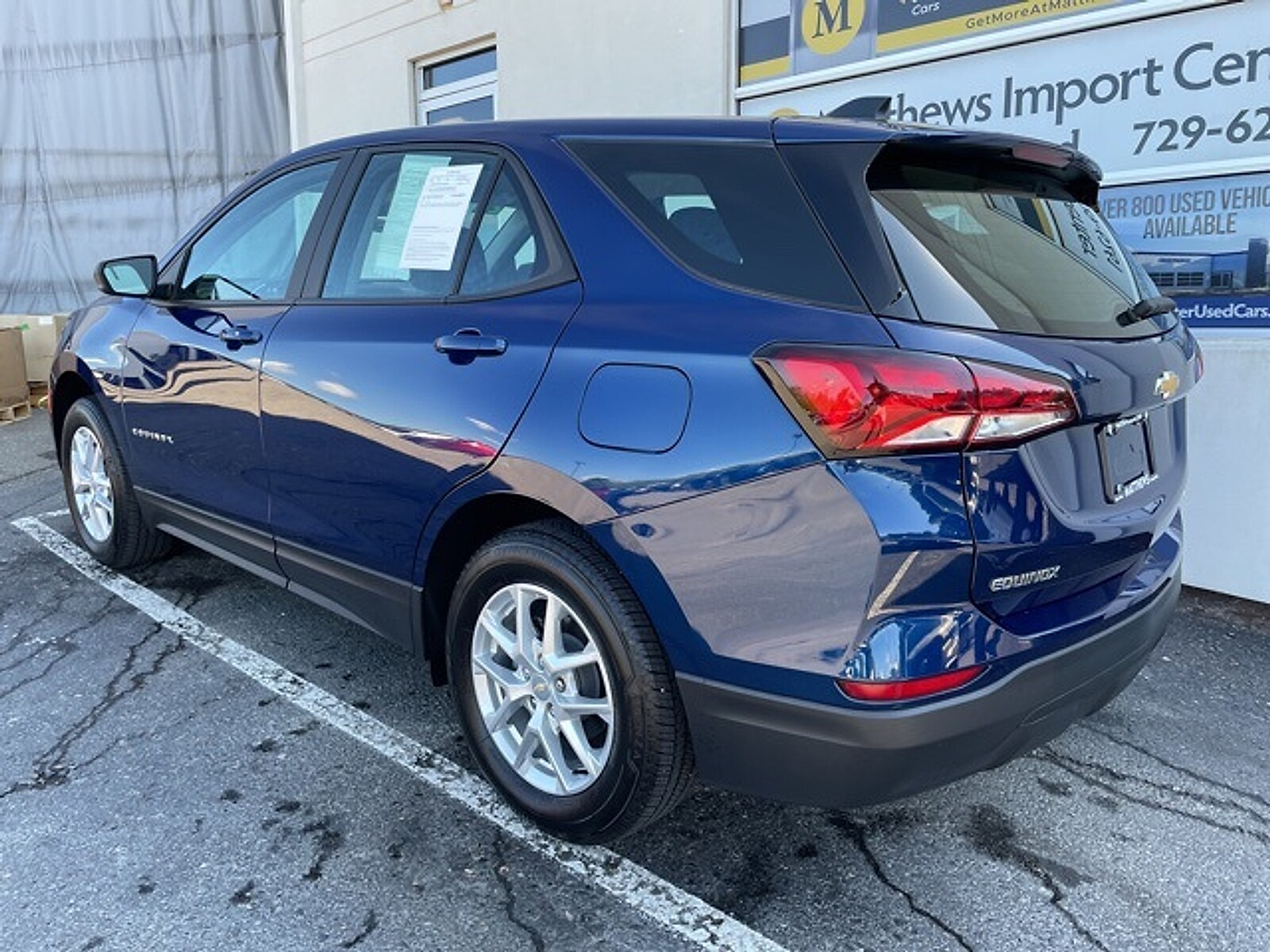 2023 Chevrolet Equinox LS photo 2