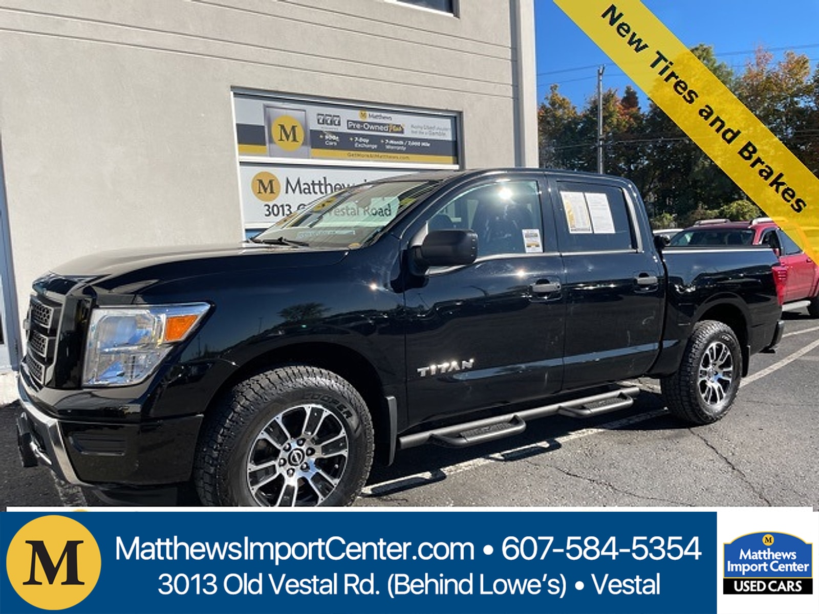 2024 Nissan Titan SV's photo