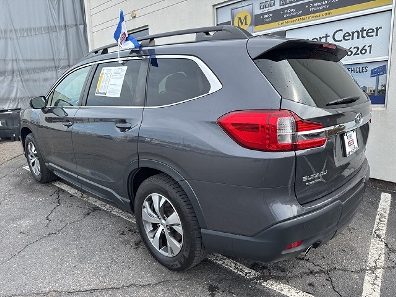 2022 Subaru Ascent Premium photo 3