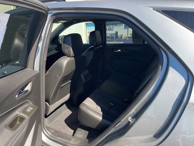 Additional photo of vehicle.