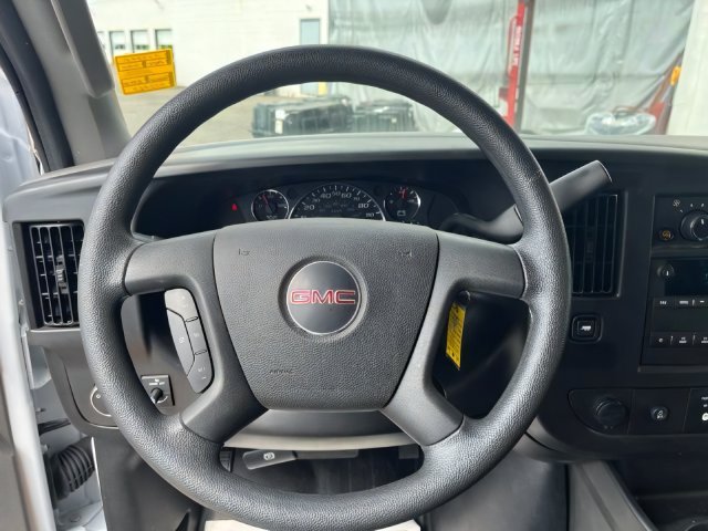 Additional photo of vehicle.