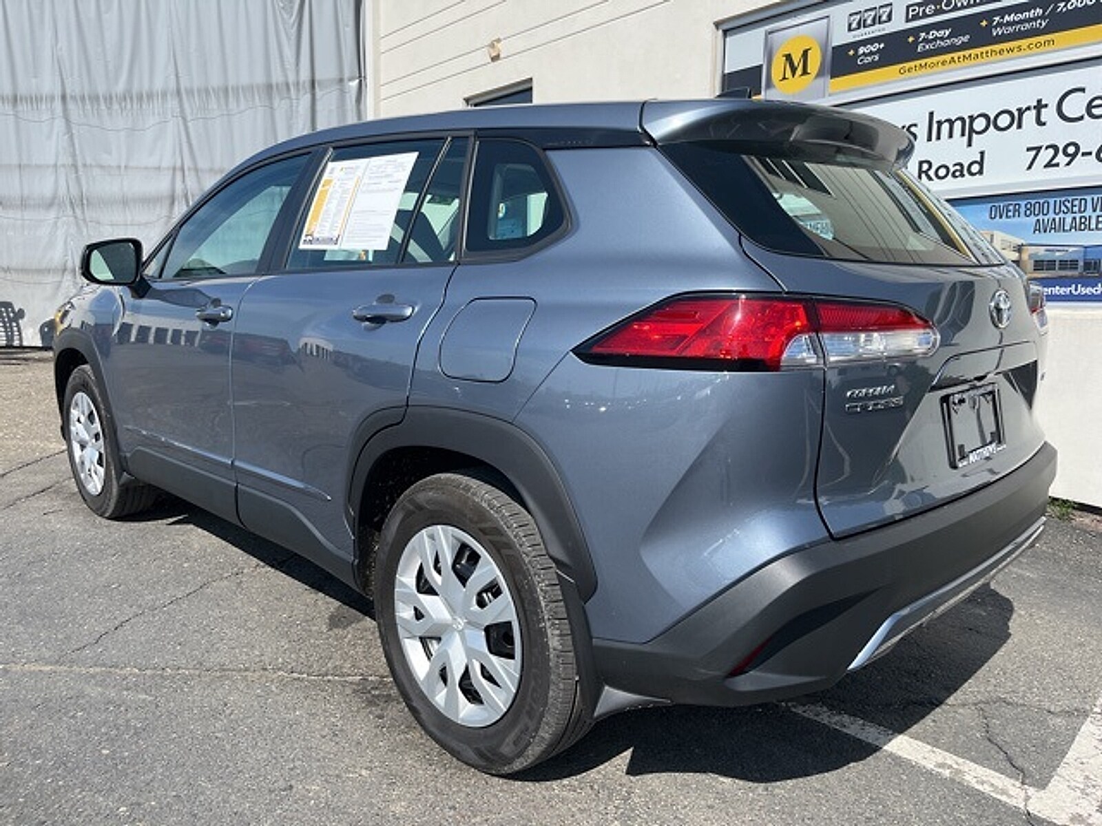 2022 Toyota Corolla Cross L photo 3