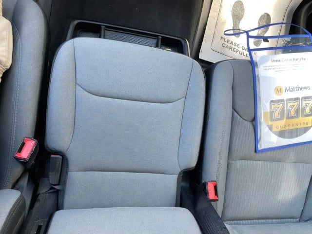 Additional photo of vehicle.