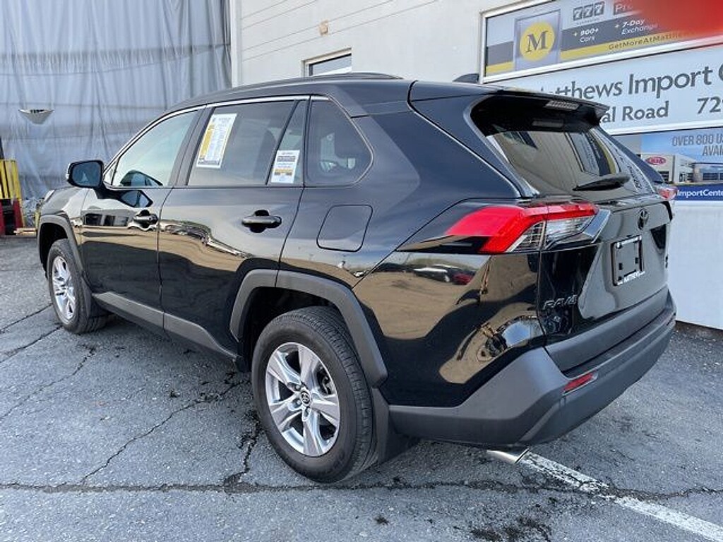 Used 2025 Toyota RAV4 XLE SUV