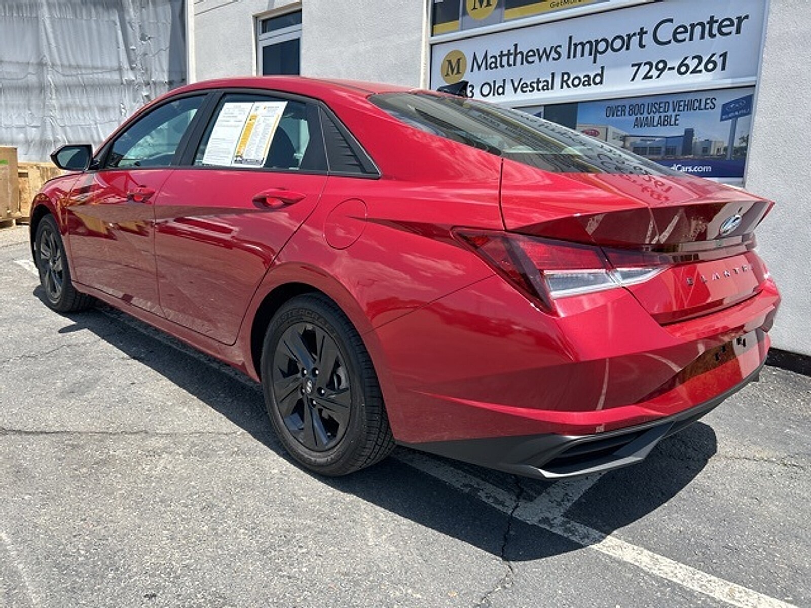 2022 Hyundai Elantra SEL photo 3