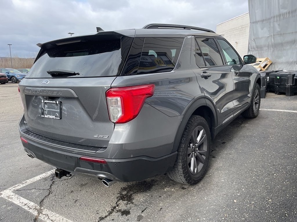 2022 Ford Explorer XLT photo 4