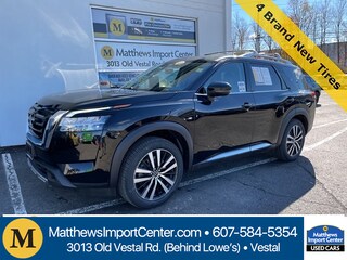 2023 Nissan Pathfinder Platinum SUV