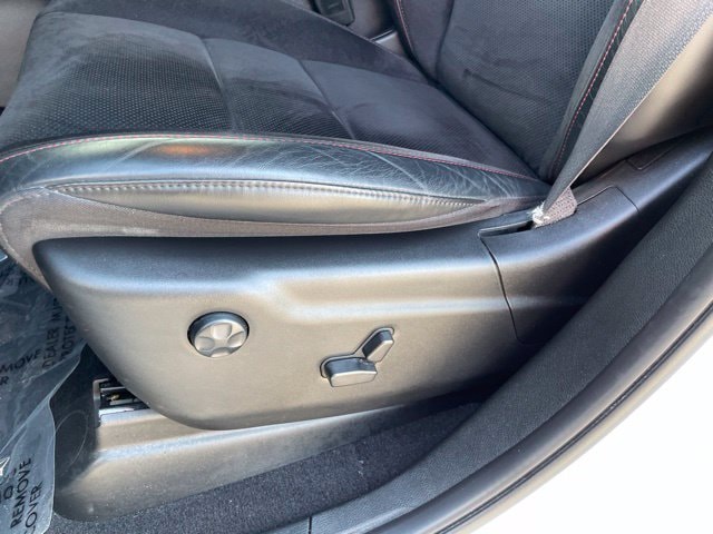 Additional photo of vehicle.