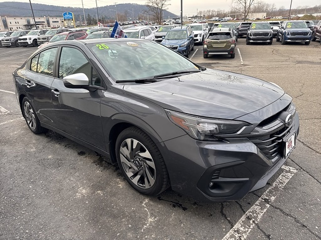 2025 Subaru Legacy Touring XT photo 4