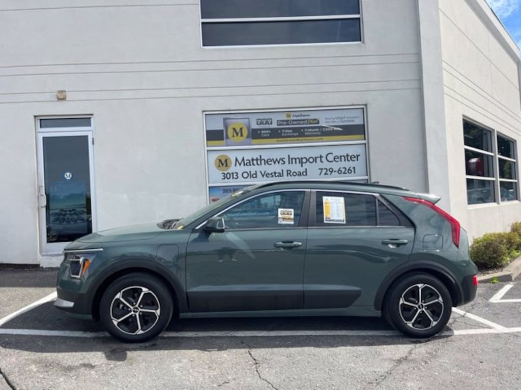 Certified 2025 Kia Niro Plug-In Hybrid EX SUV