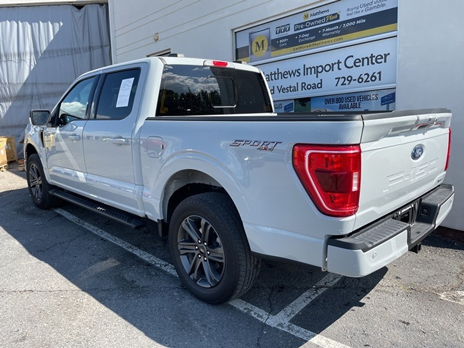 2023 Ford F-150 XLT photo 3
