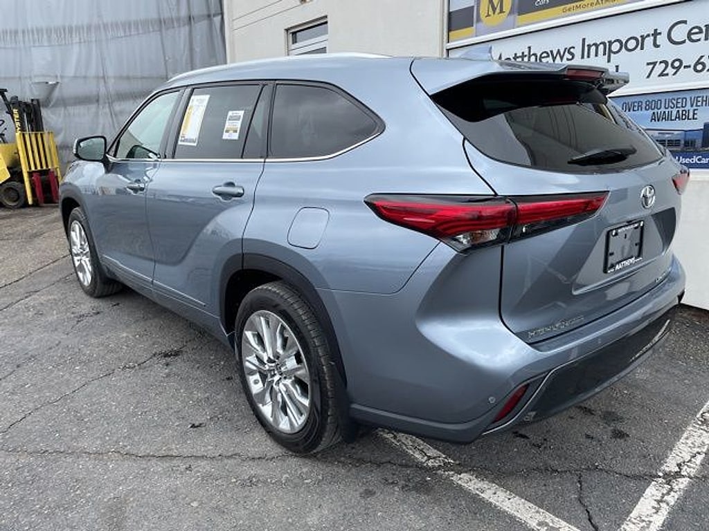 Used 2020 Toyota Highlander Limited SUV