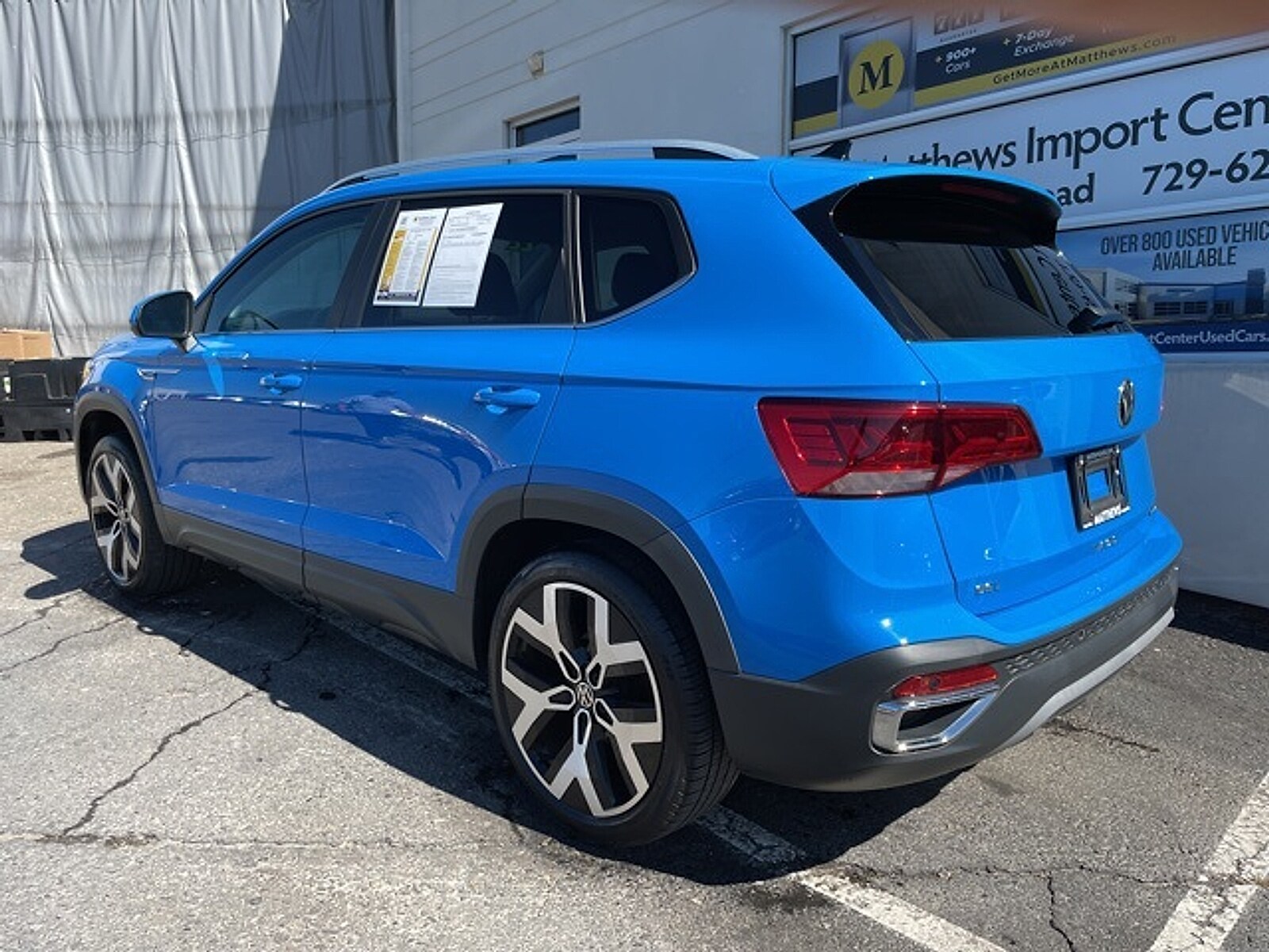 2022 Volkswagen Taos SEL photo 3