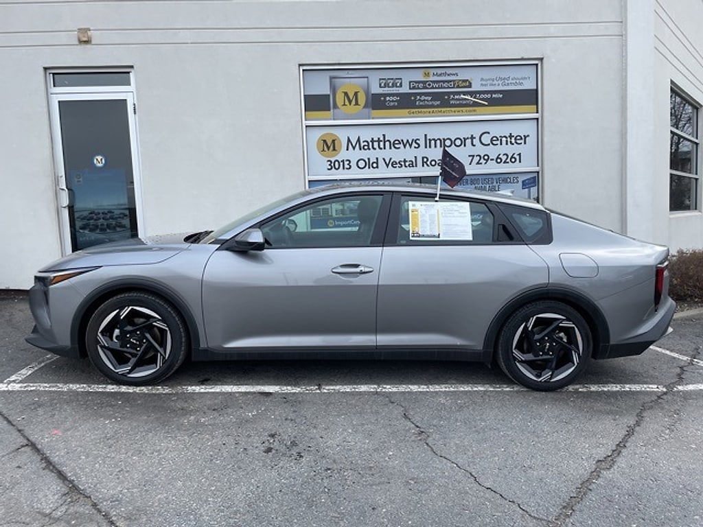 2025 Kia K4 EX photo 2