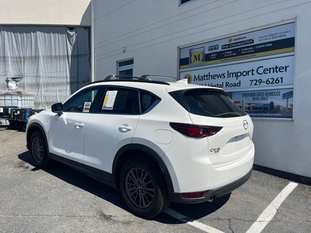 Additional photo of vehicle.