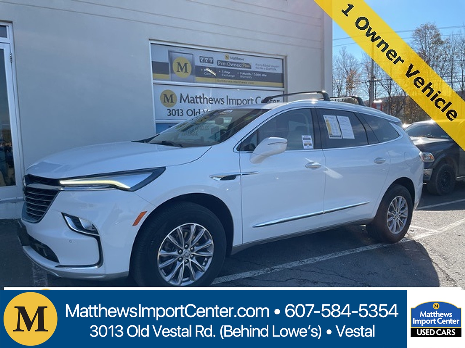 2023 Buick Enclave Essence's photo