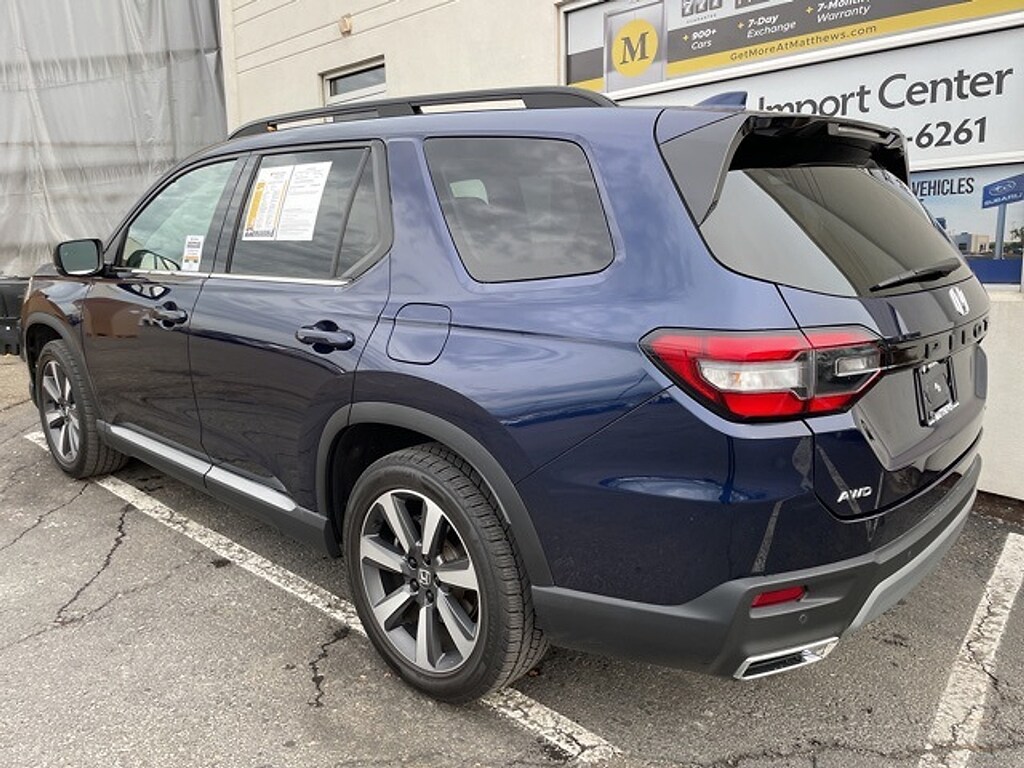Used 2023 Honda Pilot Touring SUV