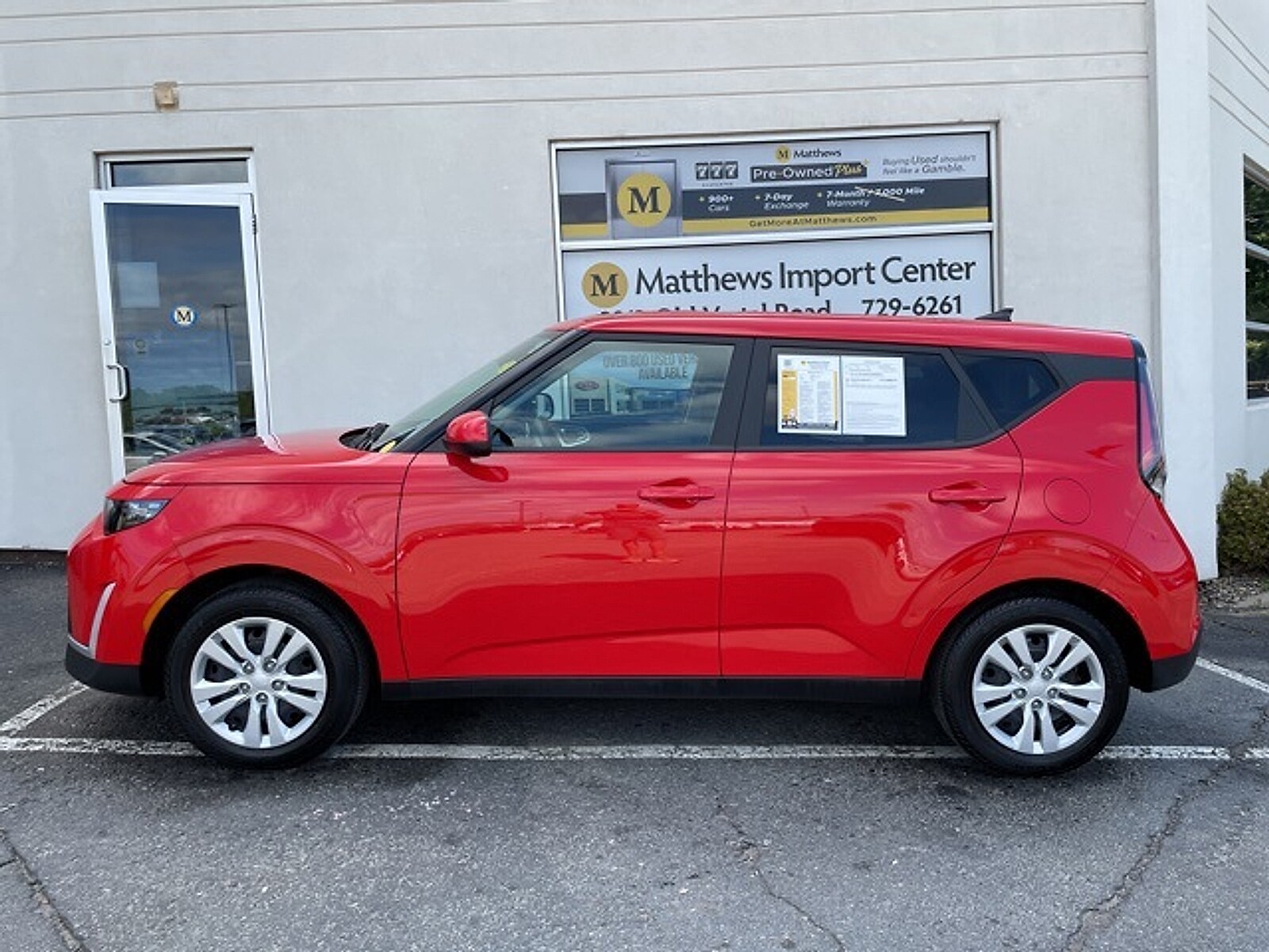 2023 Kia Soul LX photo 2