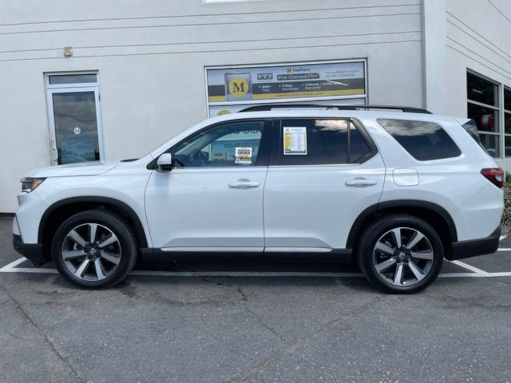 Used 2023 Honda Pilot Touring SUV