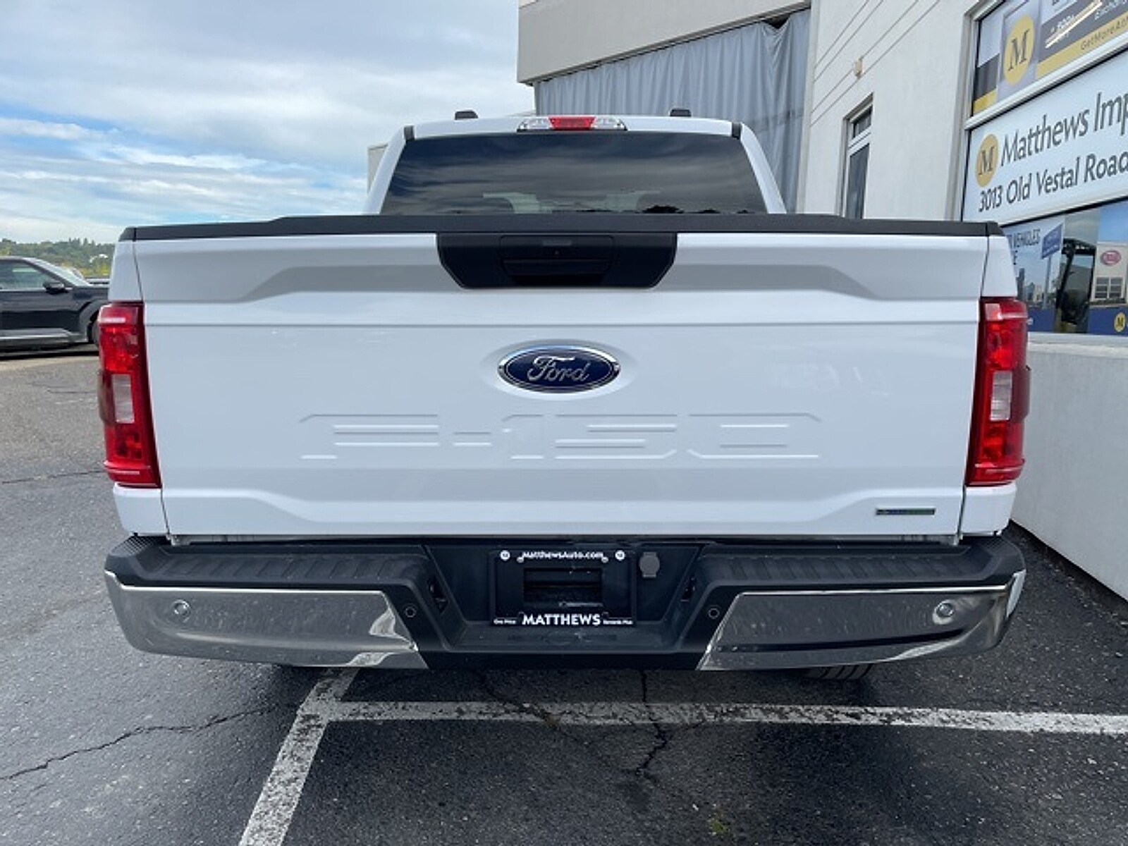 2023 Ford F-150 XLT photo 4