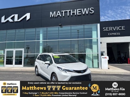 2025 Toyota Sienna Limited 7 Passenger Van Passenger Van