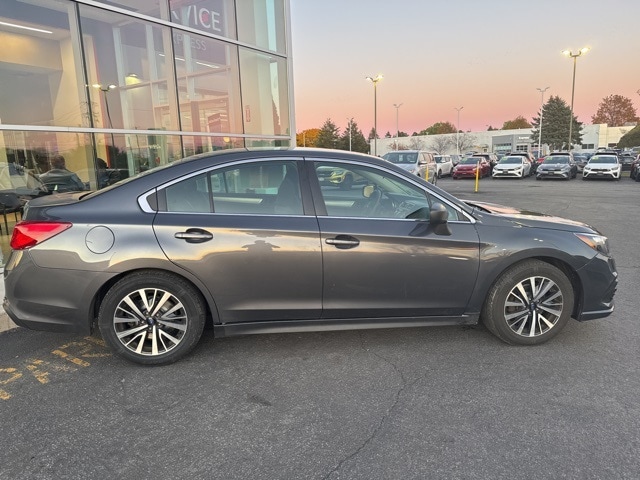 2018 Subaru Legacy 2.5i photo 3