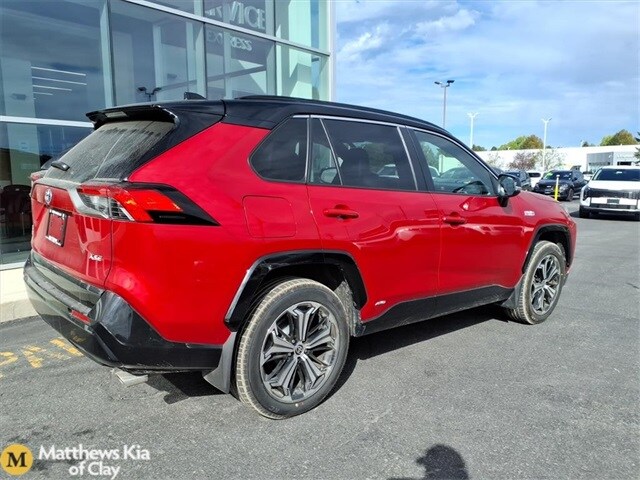 2022 Toyota RAV4 Prime XSE photo 3