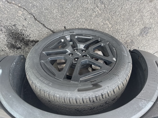 2023 Kia Telluride EX X-Line photo 3